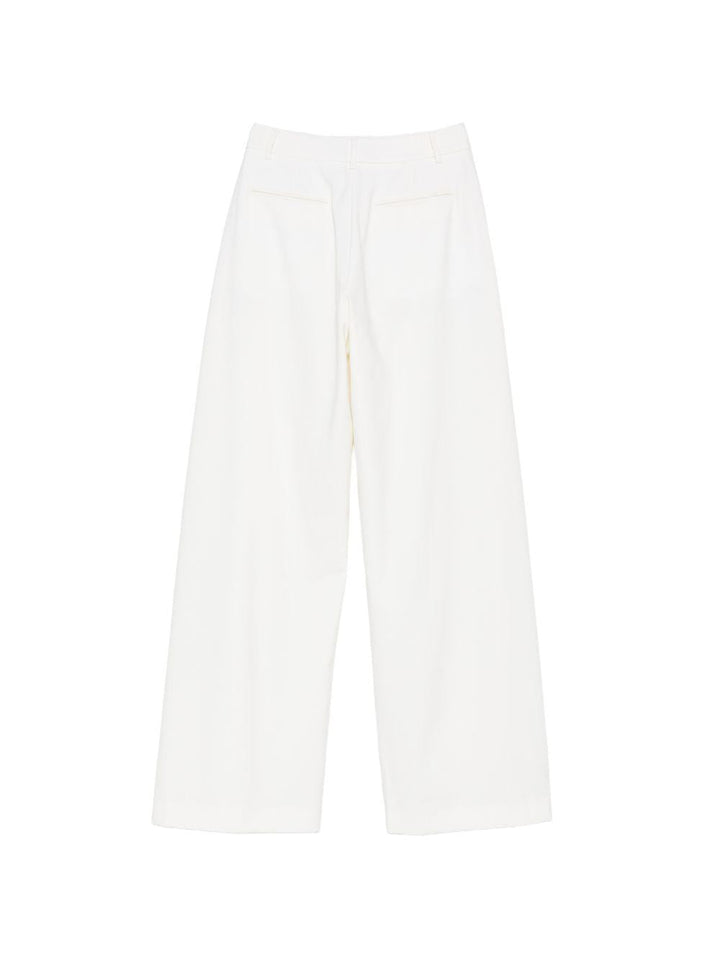 Pantaloni svasati 