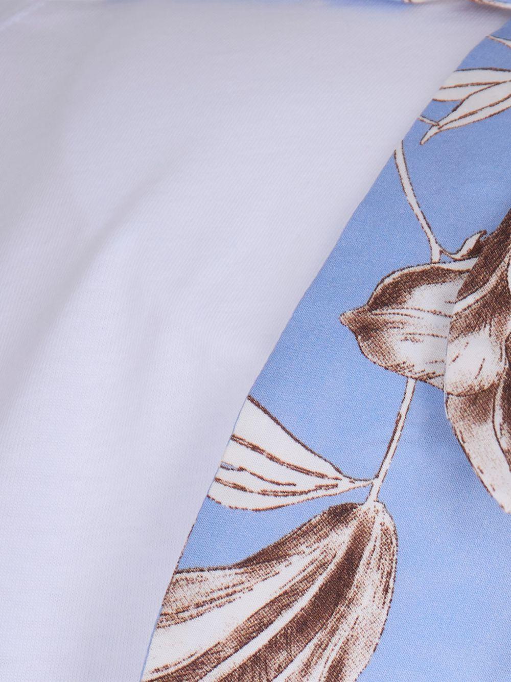 T-shirt con maniche 