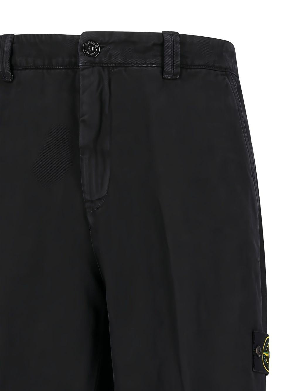 Pantaloni con applicazioni neri 