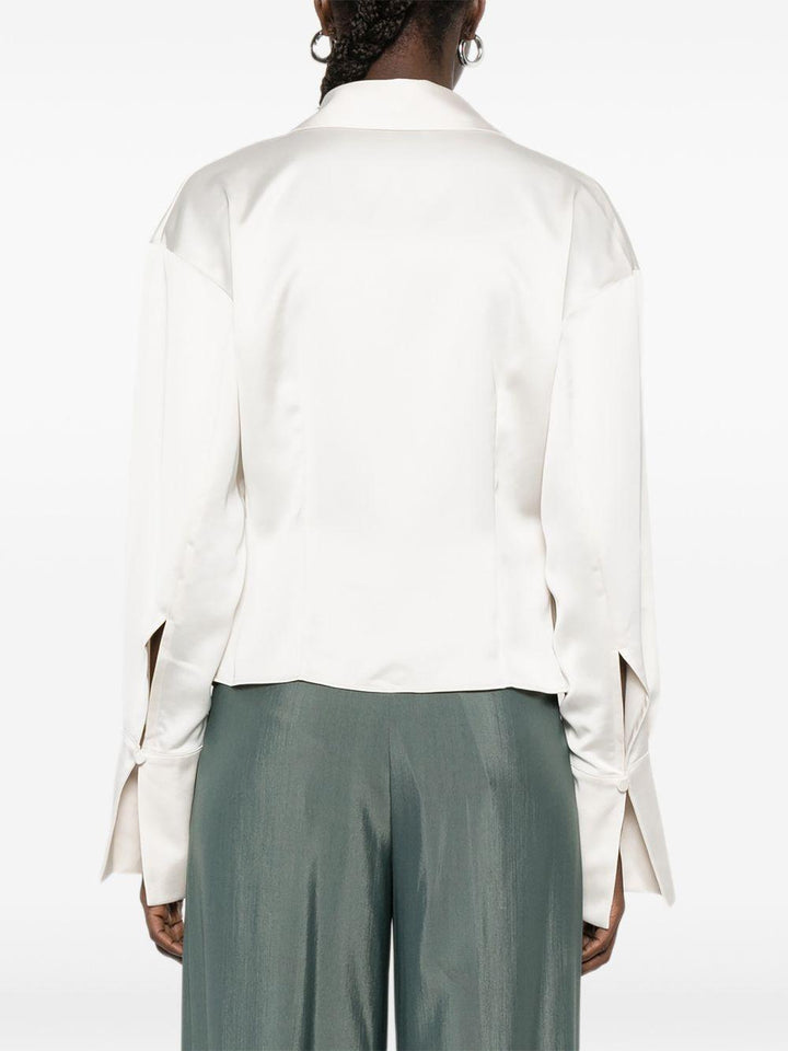 Camicia con scollo morbido 