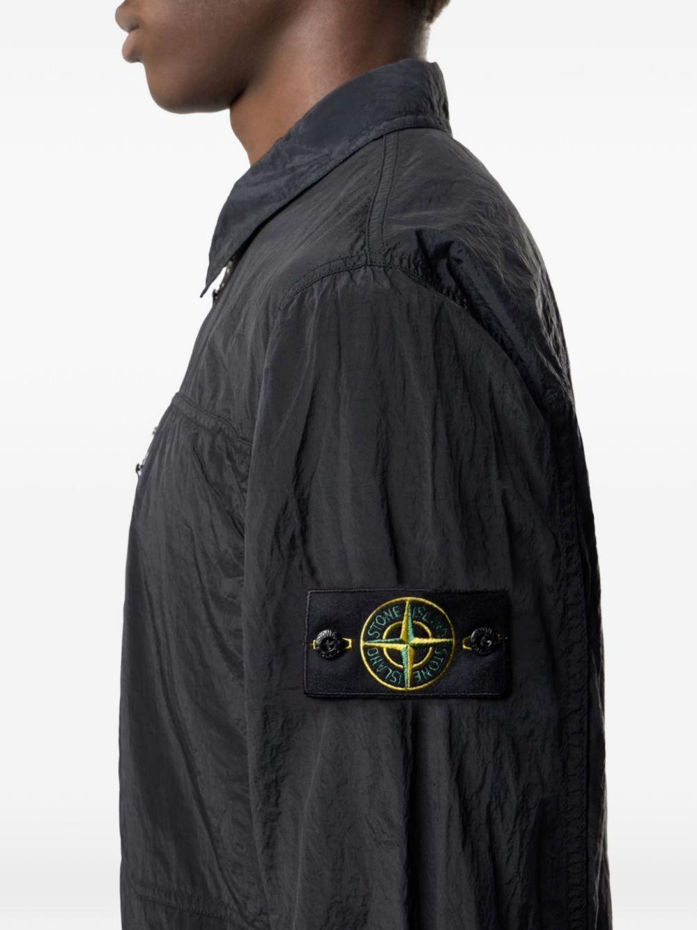 Giacca nera con zip e logo 