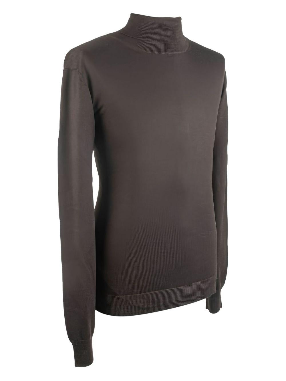 Maglione grigio a collo alto in lana vergine 