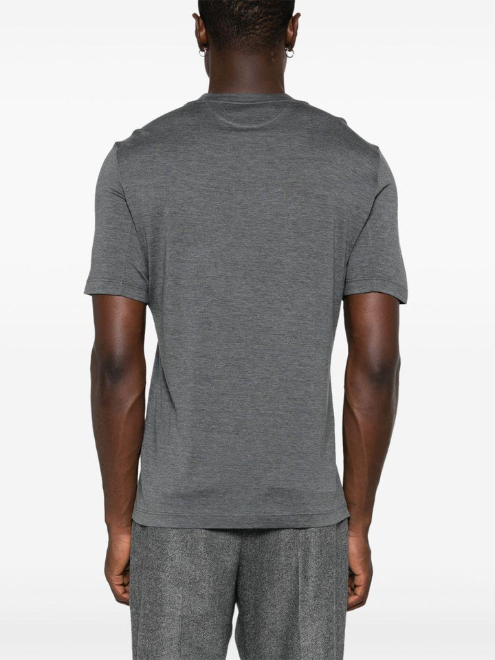 T-shirt grigia girocollo in jersey leggero