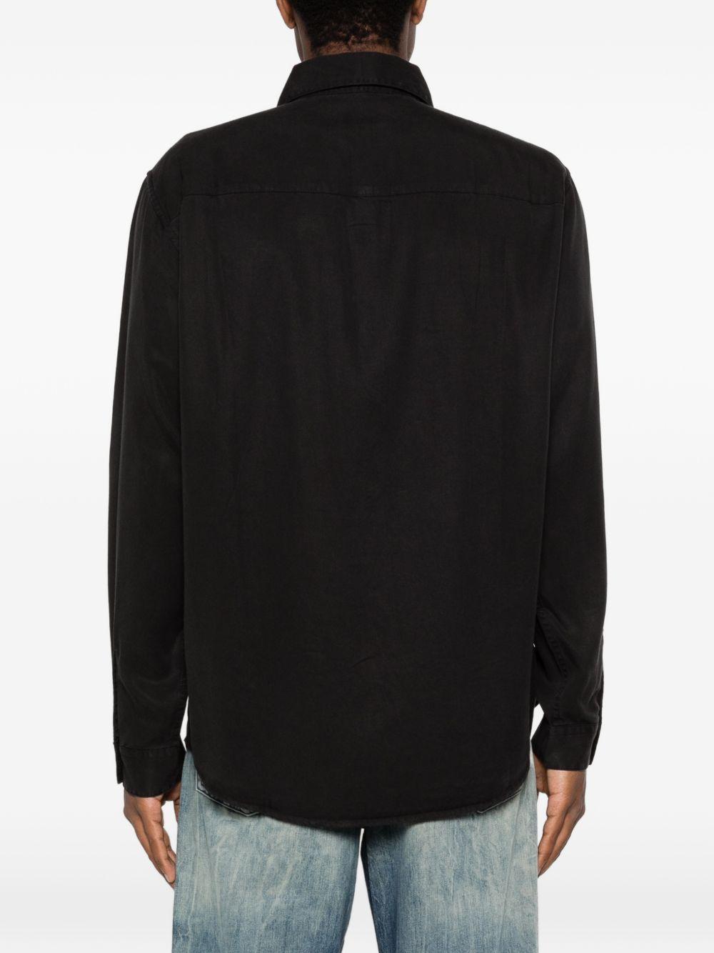 Camicia nera con dettaglio logo 