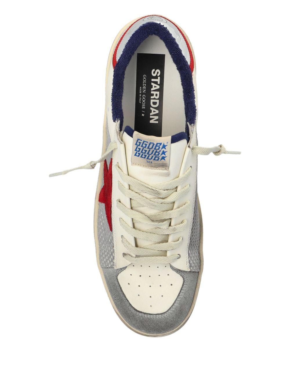 Sneakers Stardan grigio chiaro con applicazione stella e rinforzo a contrasto 