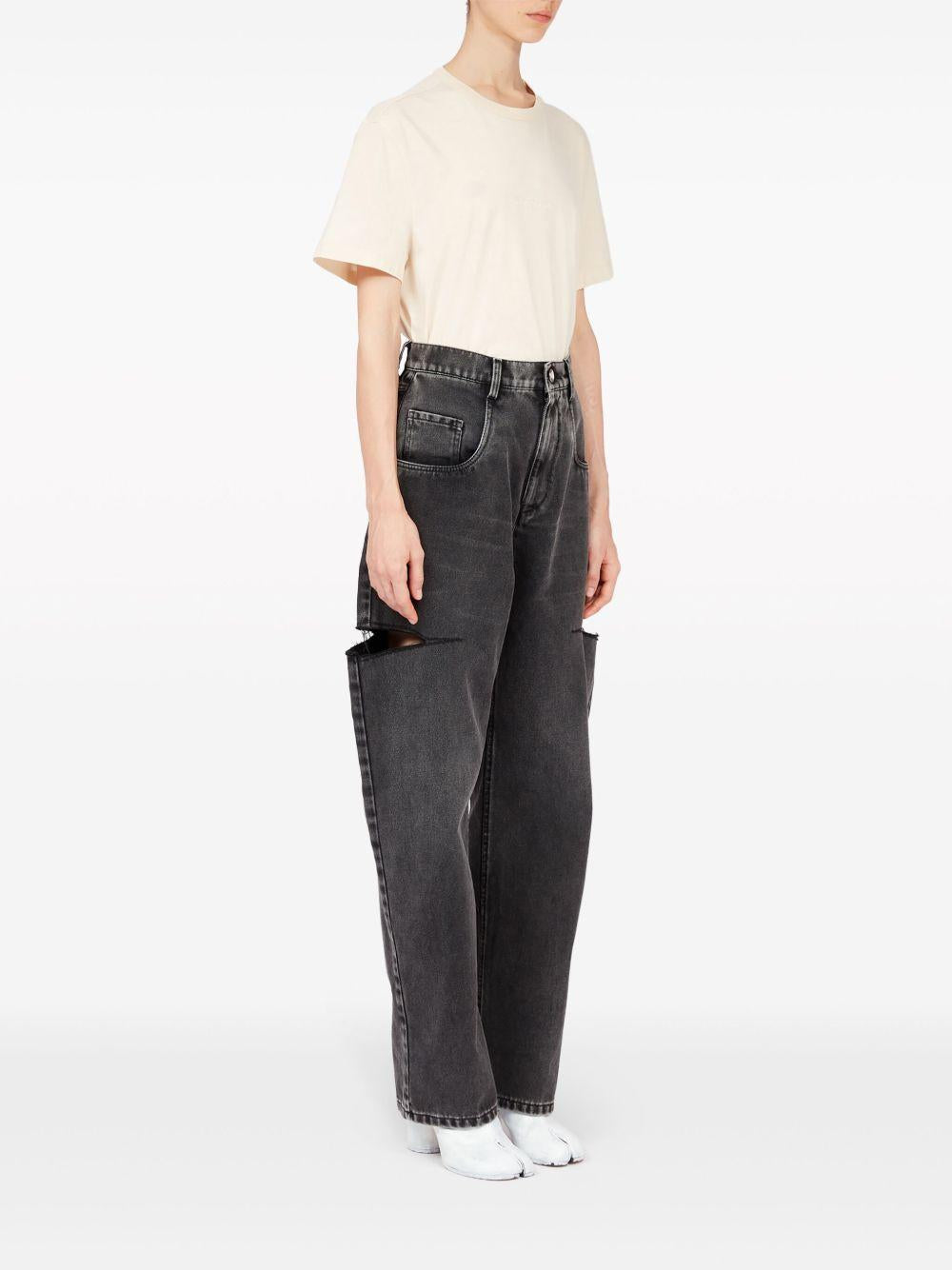 Jeans affusolati a vita alta 