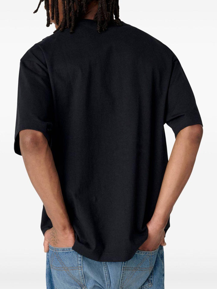 T-shirt con ricamo nera