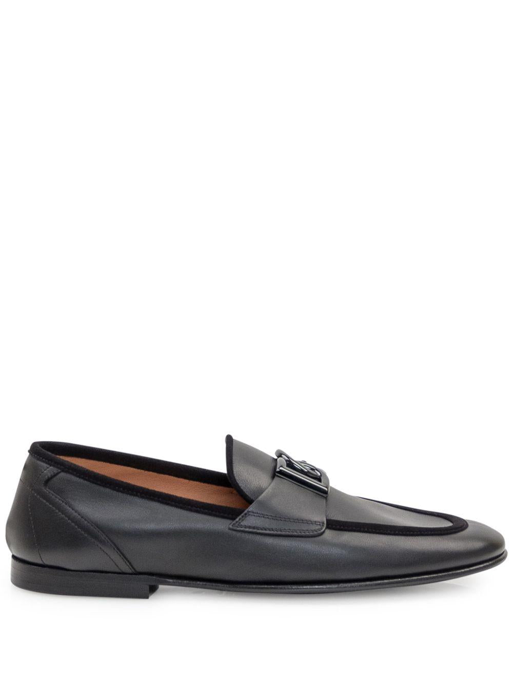 Mocassino nero con logo 