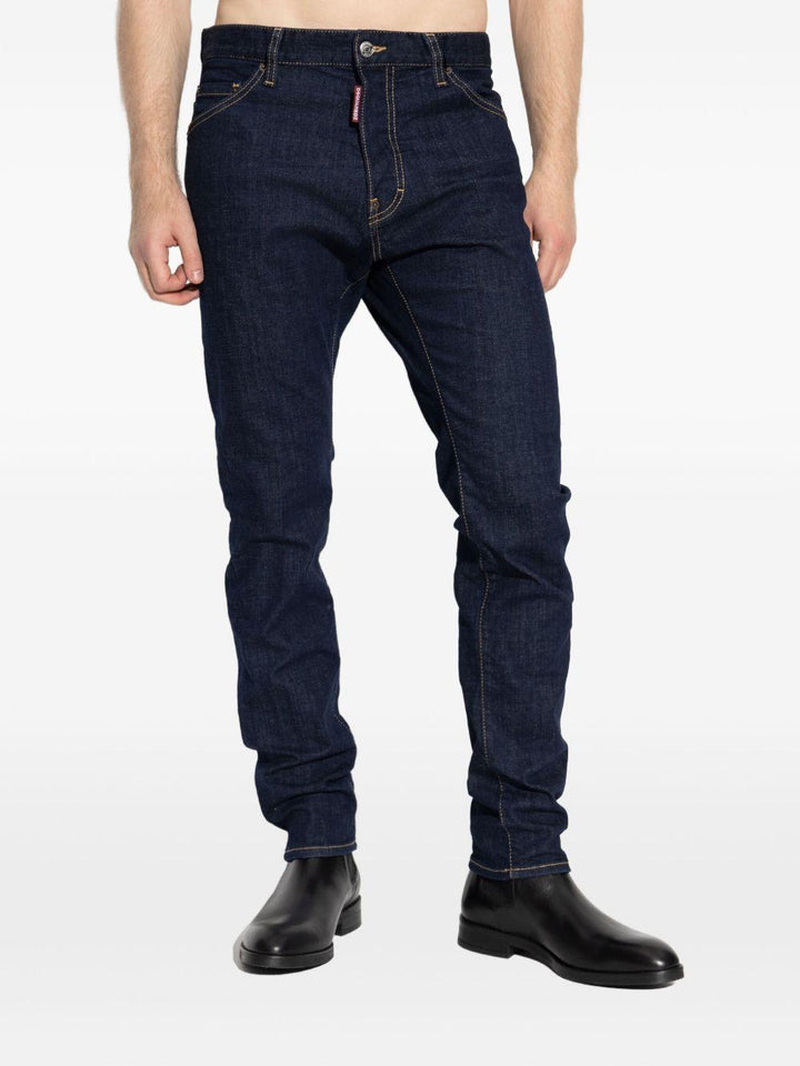 Jeans blu navy in cotone con applicazione logo 