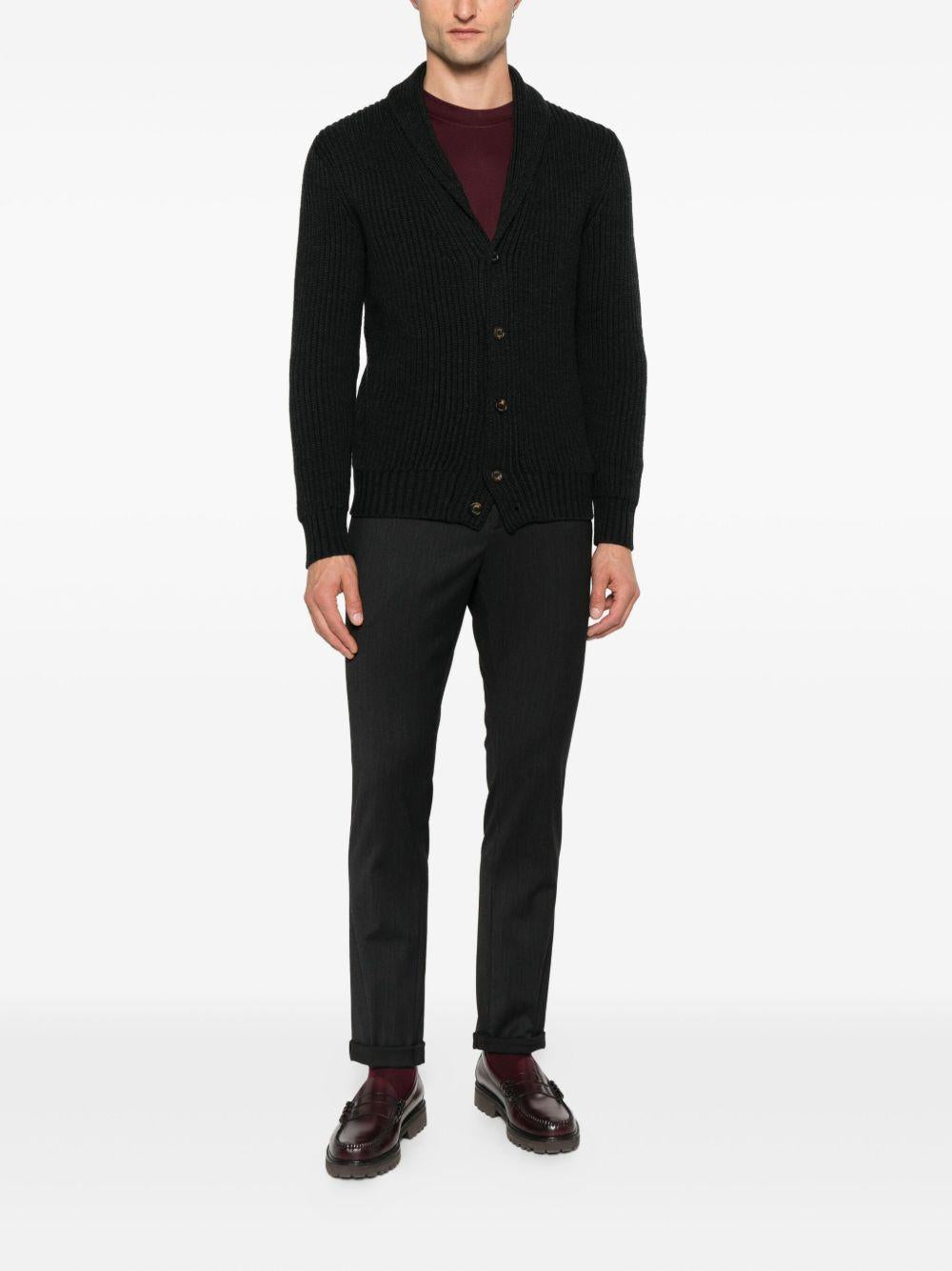 Pantaloni grigio scuro Gaubert in lana con risvolti 
