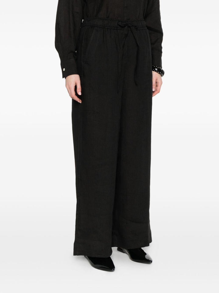 Pantaloni ampi 