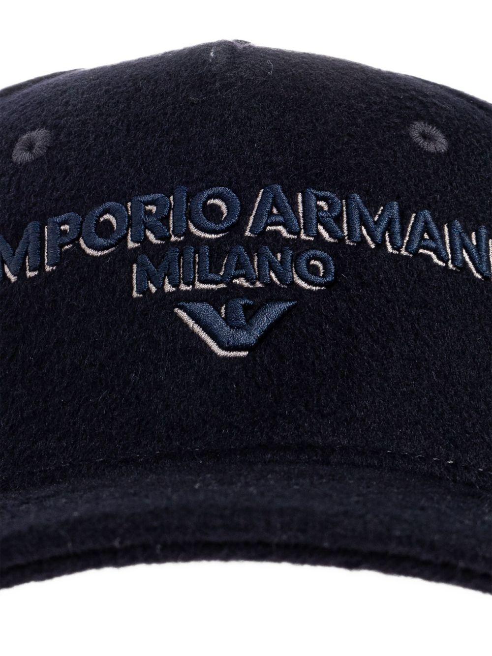 Cappello da baseball blu con logo 