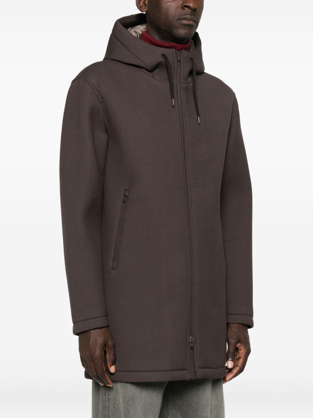 Cappotto marrone con zip e cappuccio 