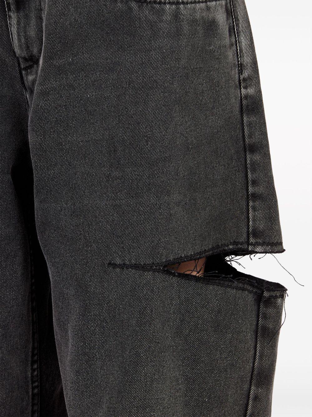 Jeans affusolati a vita alta 