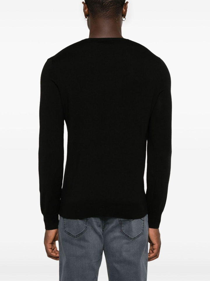 Maglione nero girocollo 
