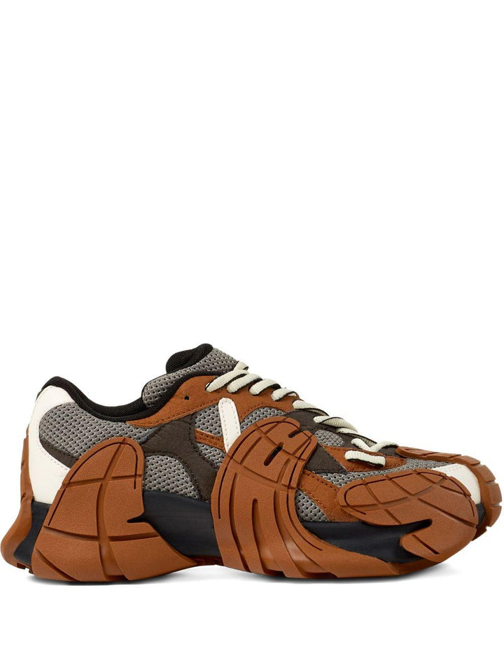 Sneakers Tormenta scolpite grigie e marroni 