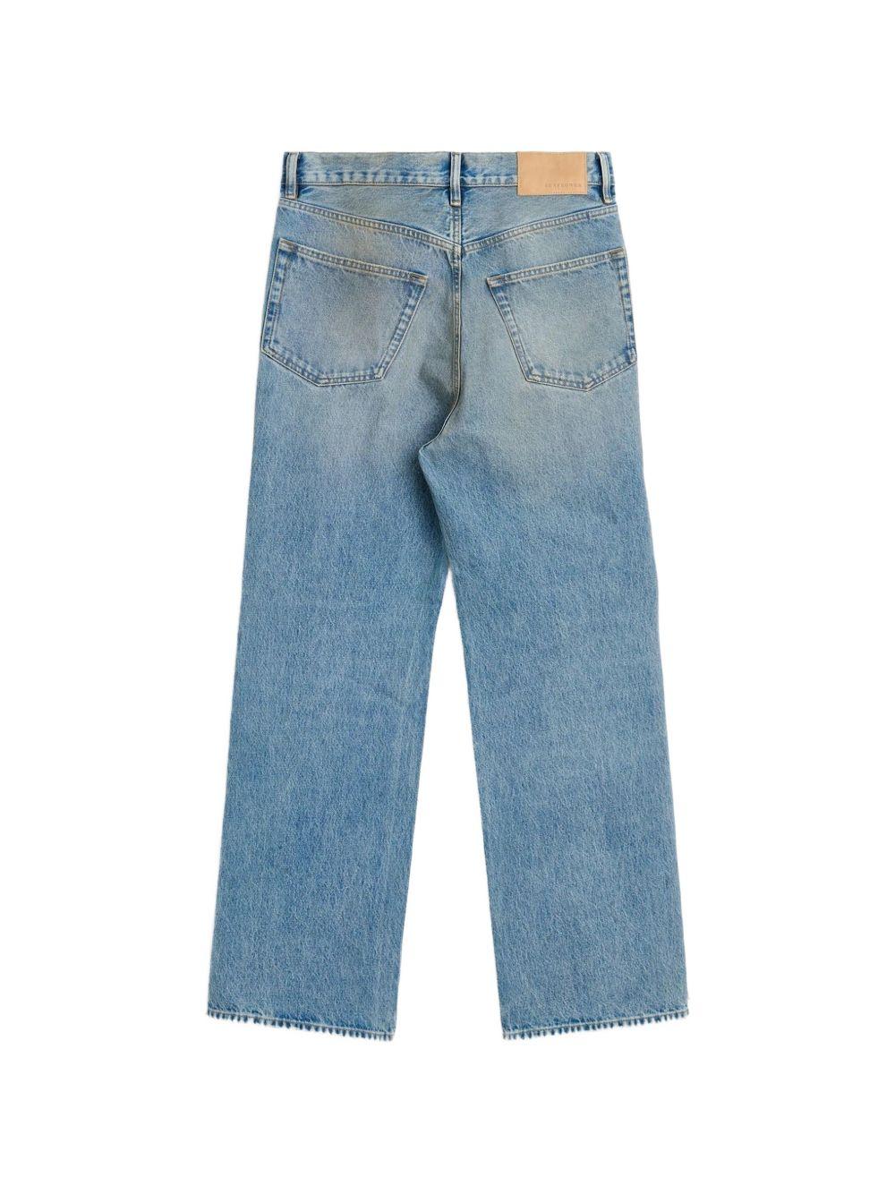 Jeans paint worn 