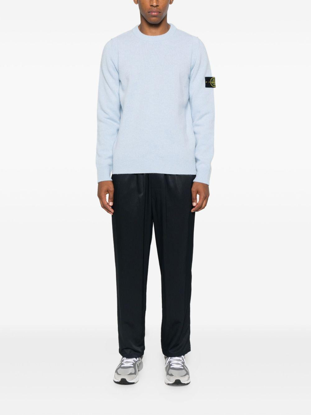 Maglione azzurro cielo con motivo Compass 