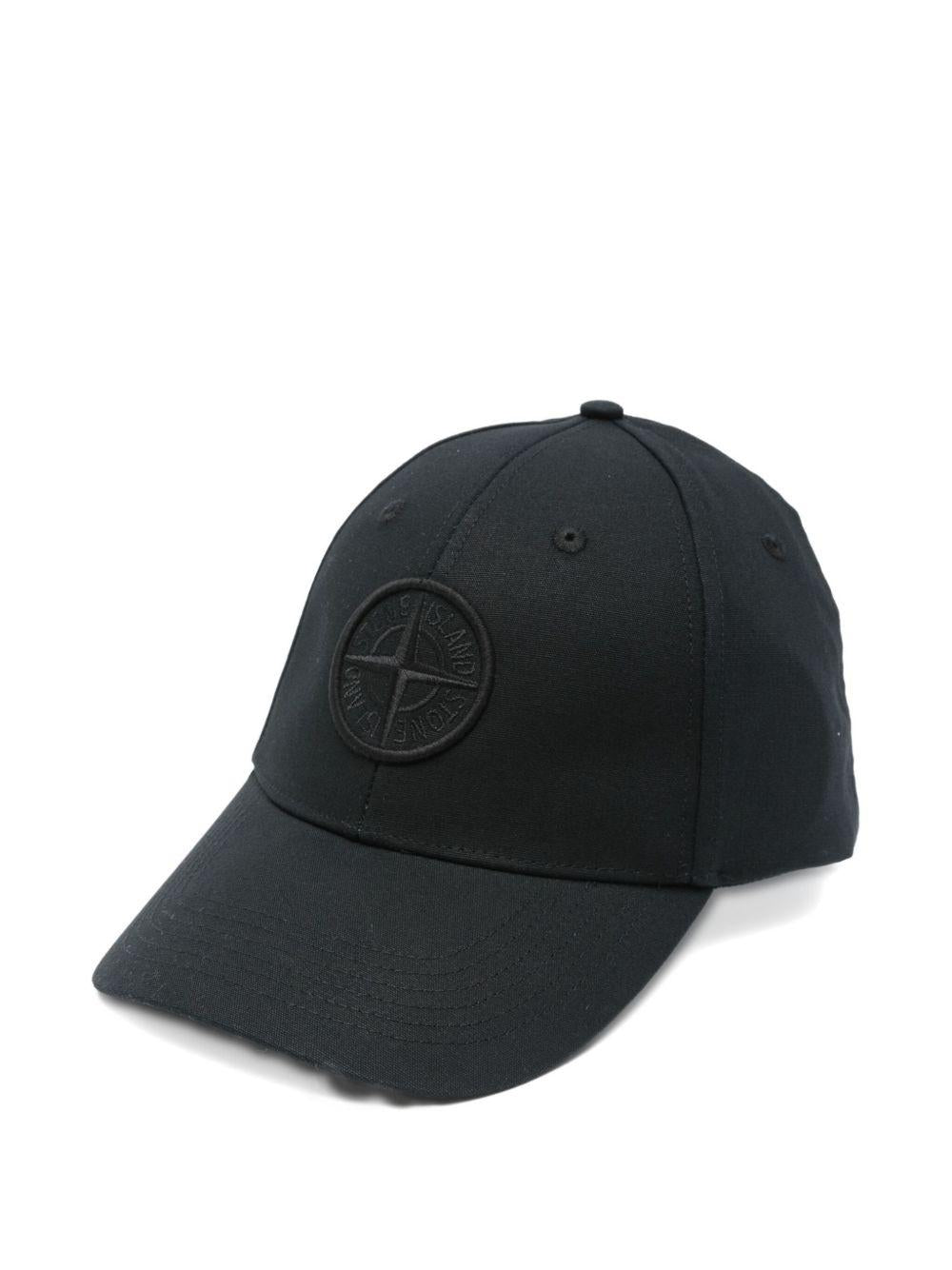 Cappellino nero in cotone con logo ricamato 