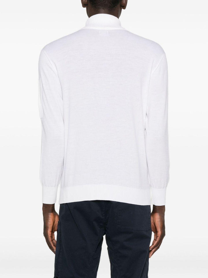 Maglione bianco a collo alto 