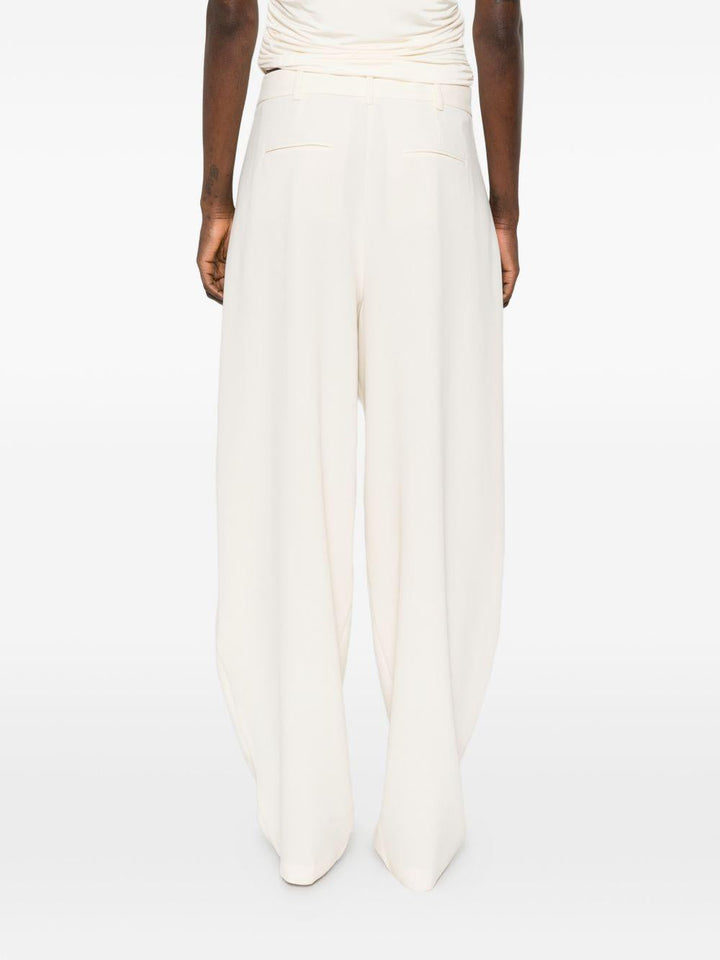 Pantaloni ampi 