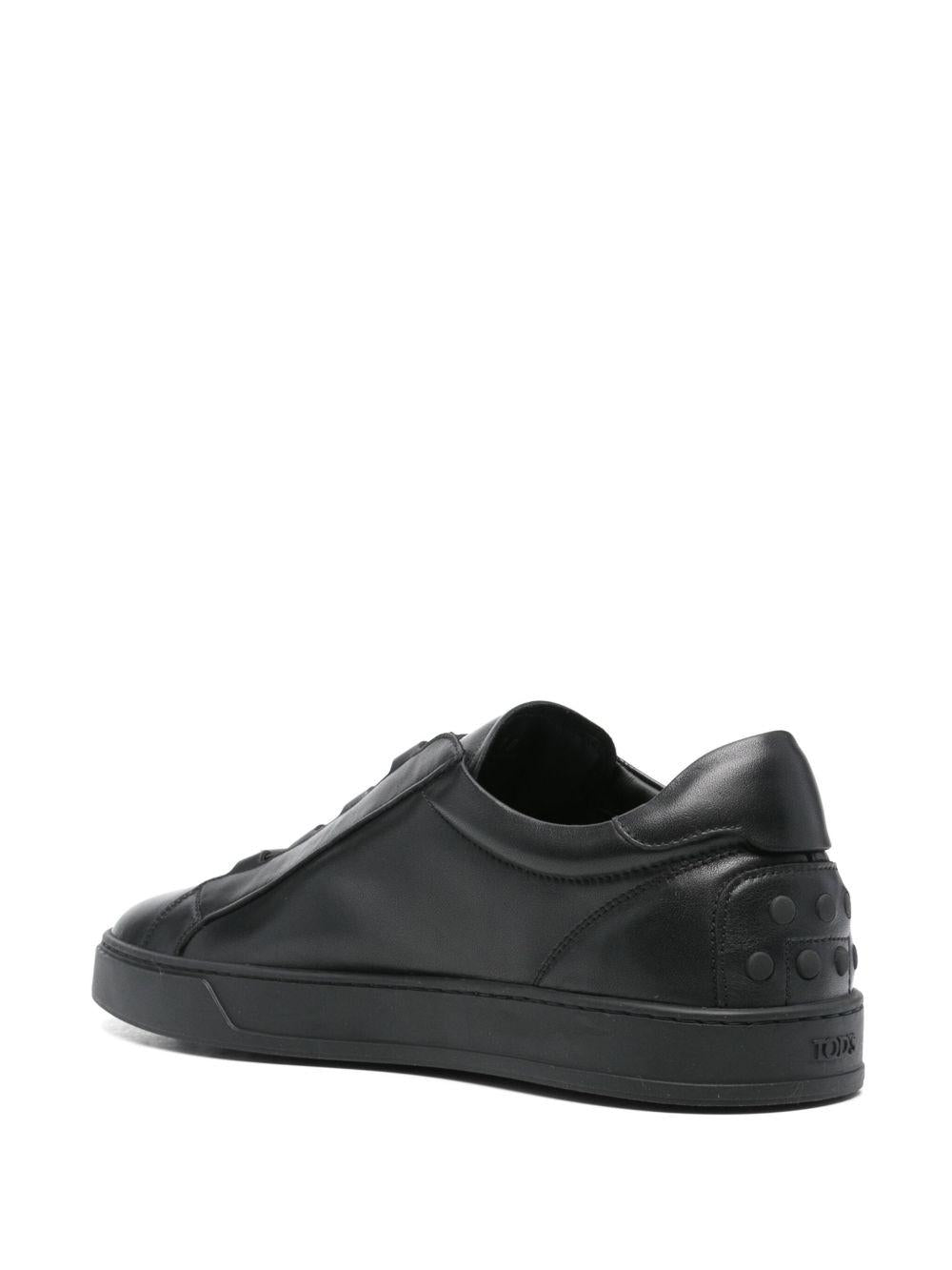 Sneakers nere in pelle con fascia elasticizzata 