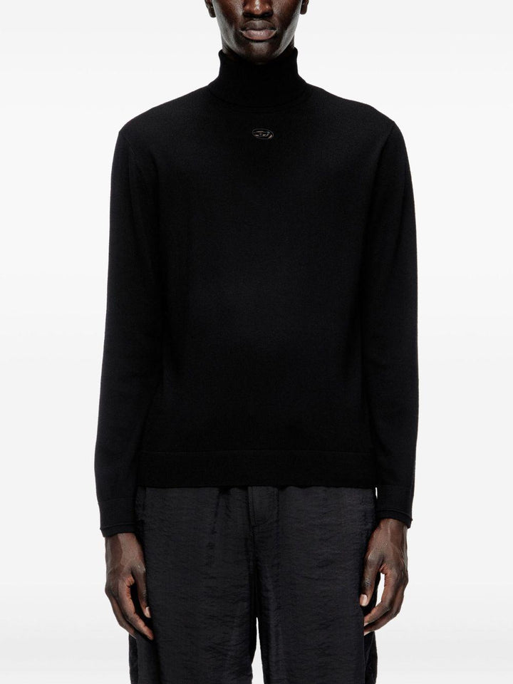 Maglione K-Varta nero a collo alto 