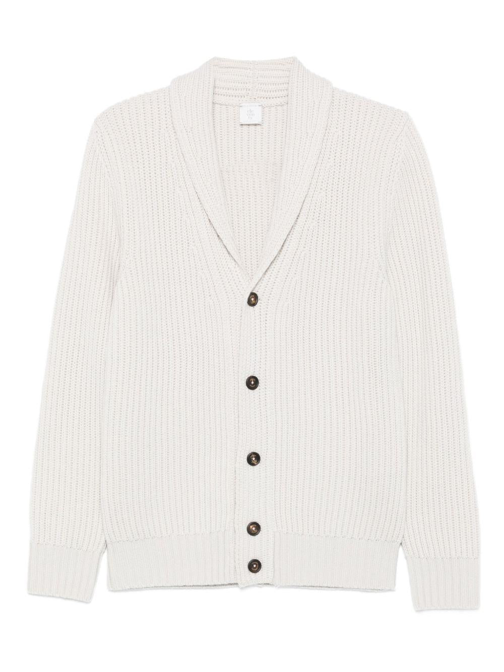 Cardigan beige con scollo a scialle e abbottonatura frontale