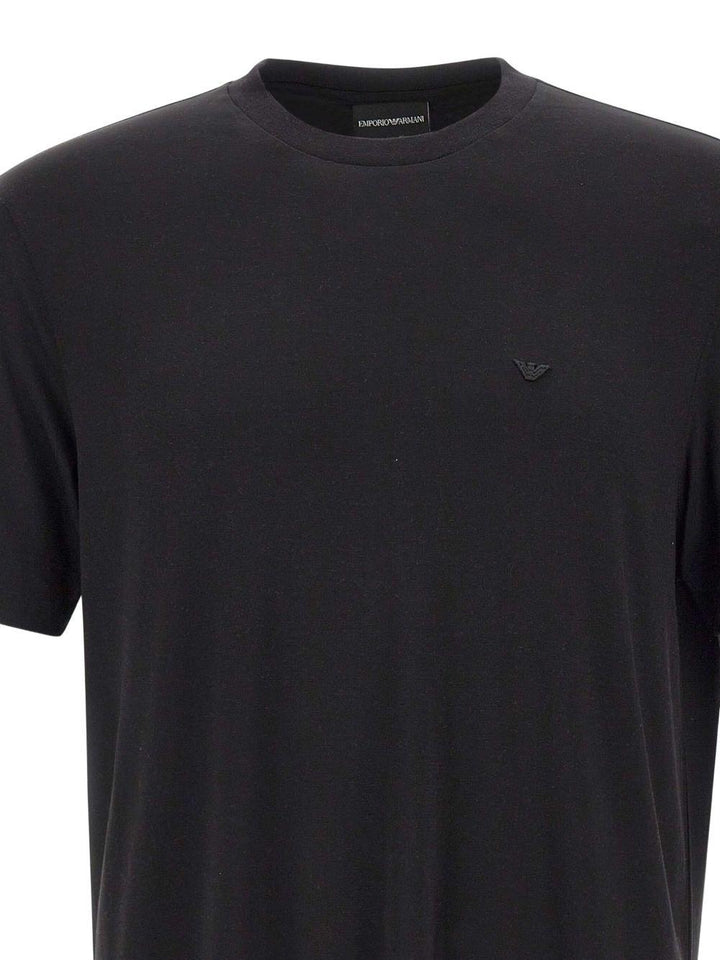 T-shirt nera con logo 