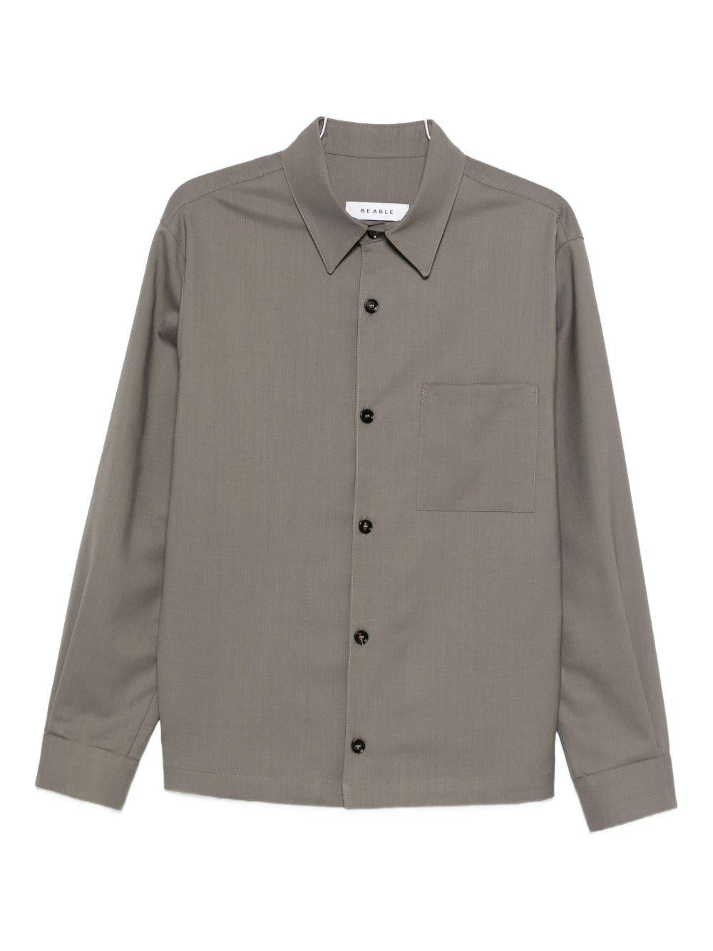 Camicia grigia a maniche lunghe 