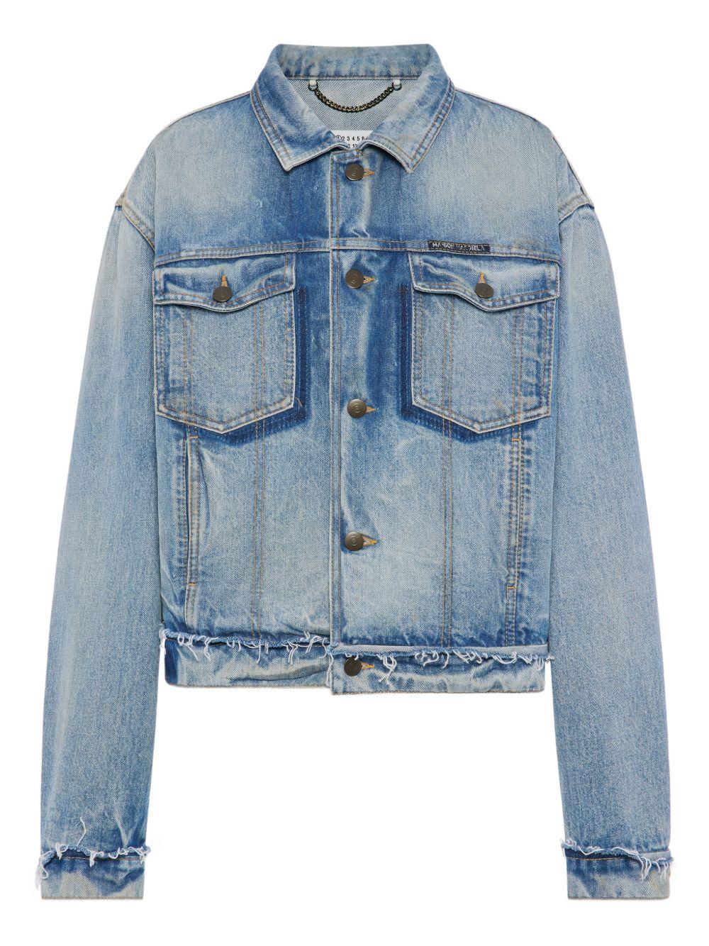 Giacca denim con bordi sfrangiati 