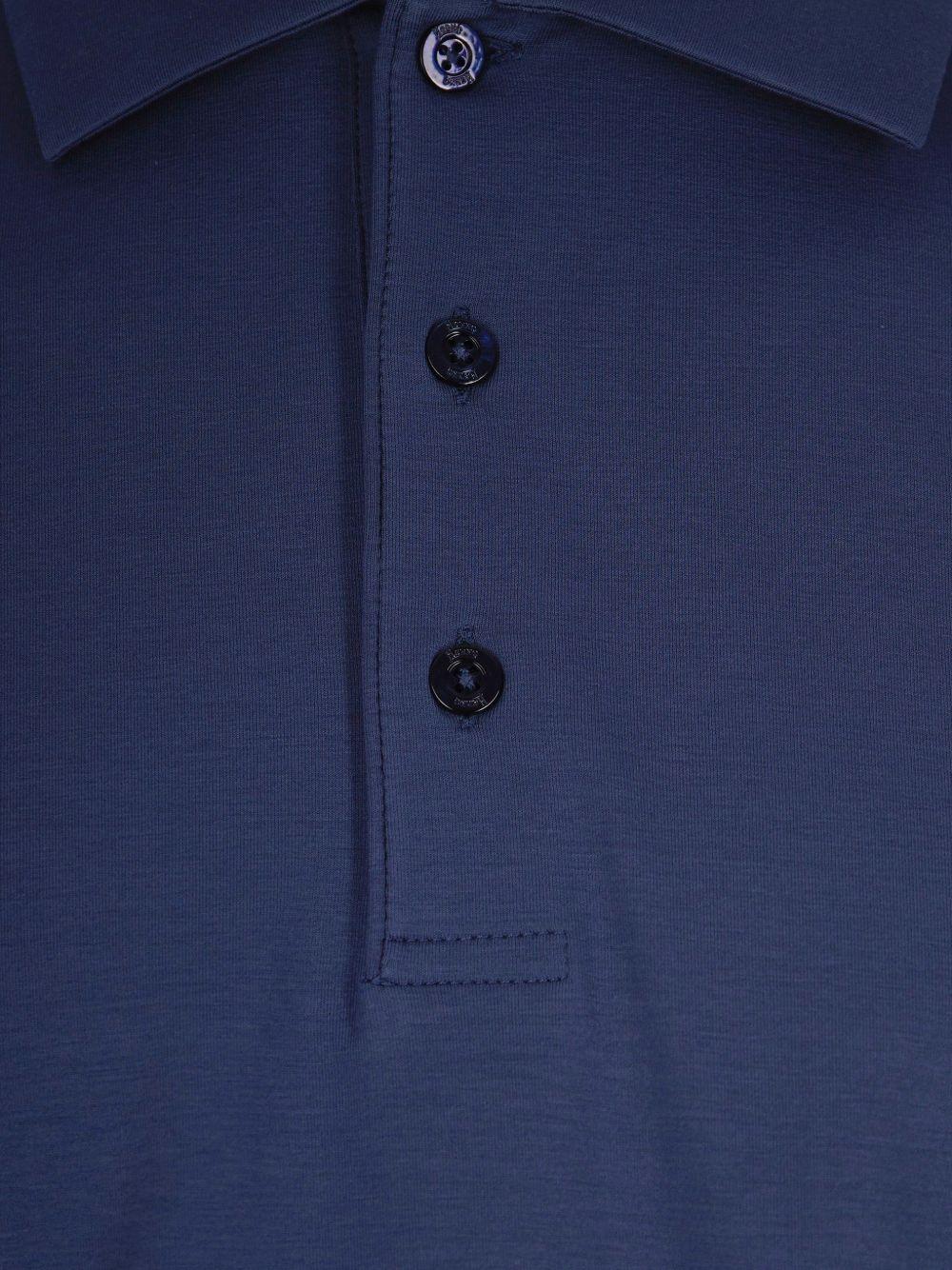 Polo blu con bottoni 