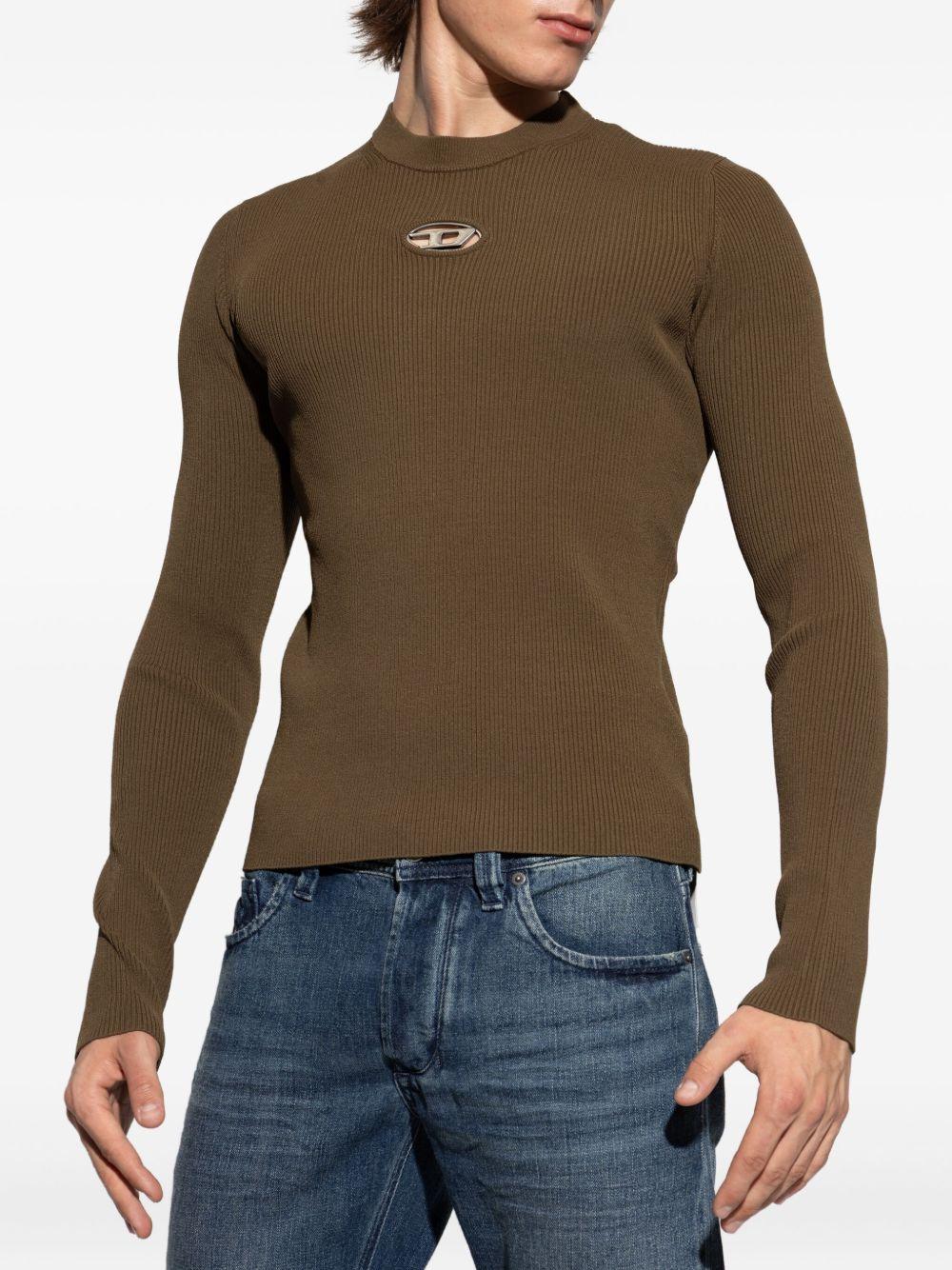 T-shirt a maniche lunghe marrone oliva 