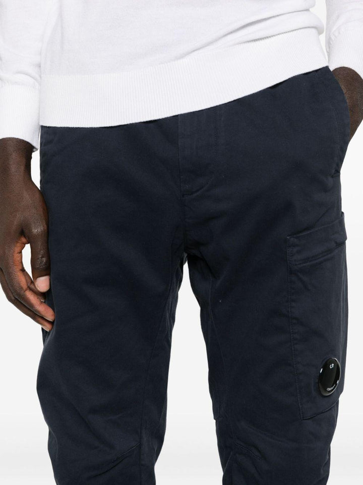 Cargo blu con tasca e lente 