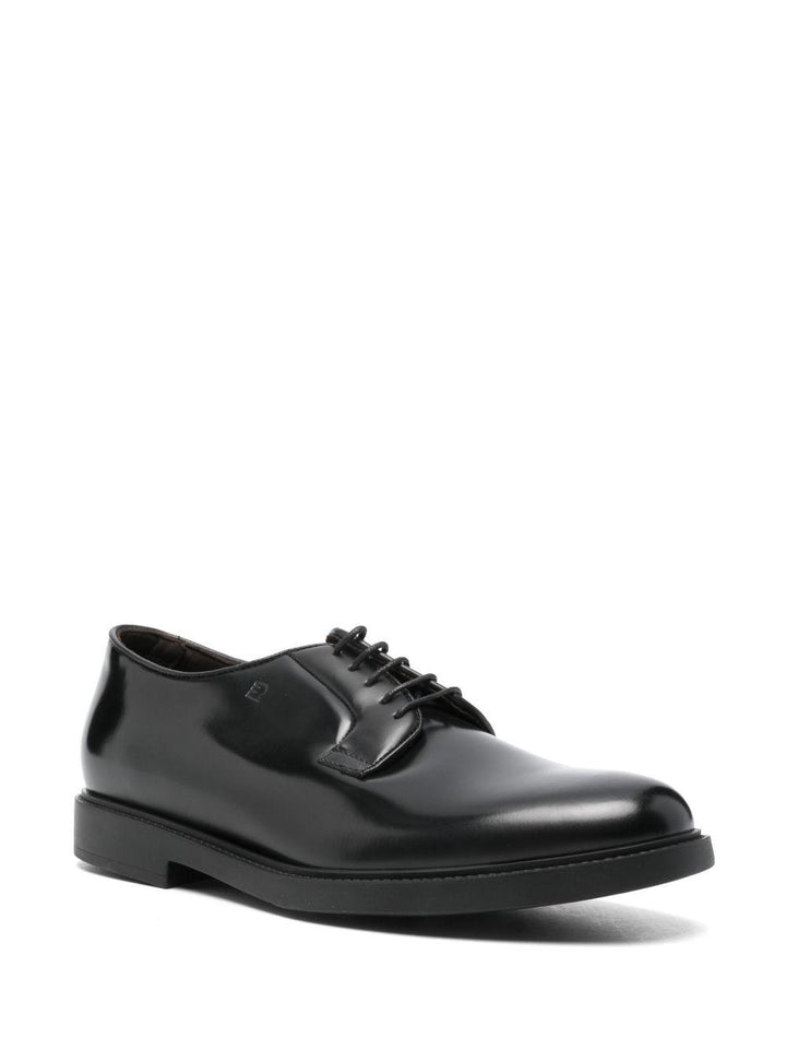 Derby stringate nere 