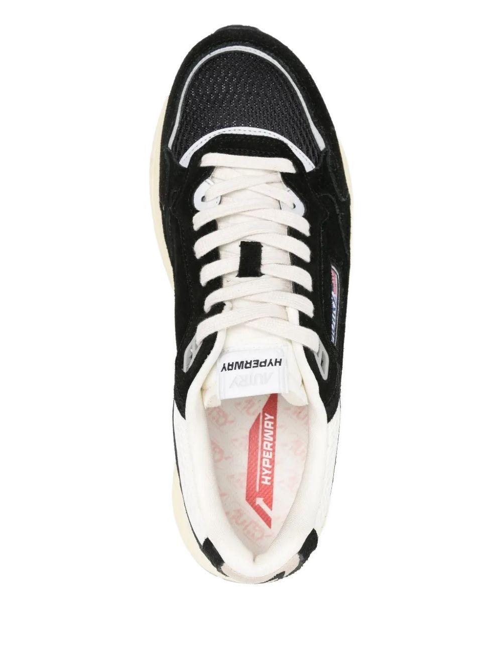Sneakers nere con inserti 