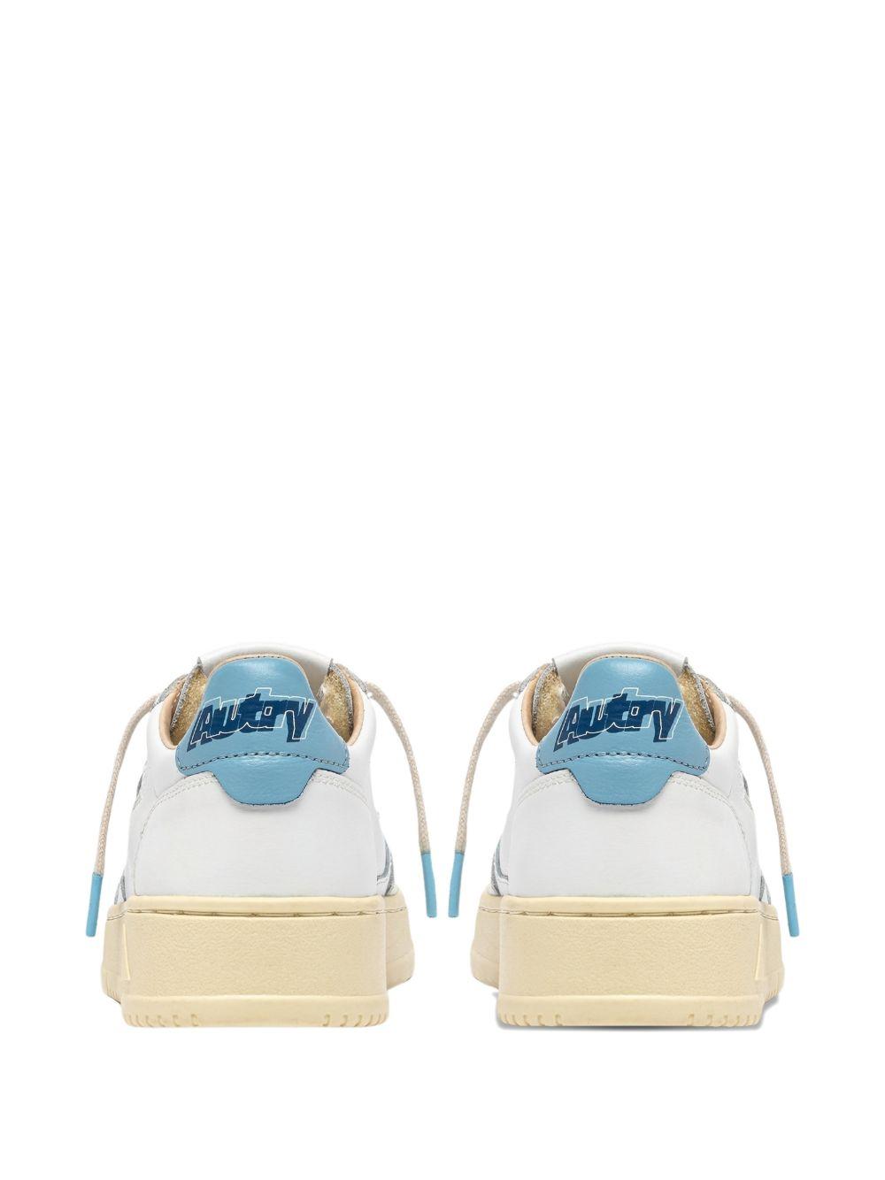 Sneakers in pelle 