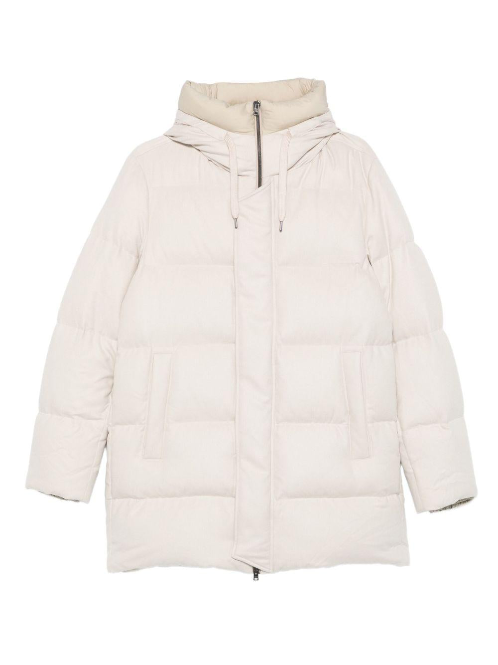 Cappotto trapuntato beige con cappuccio 