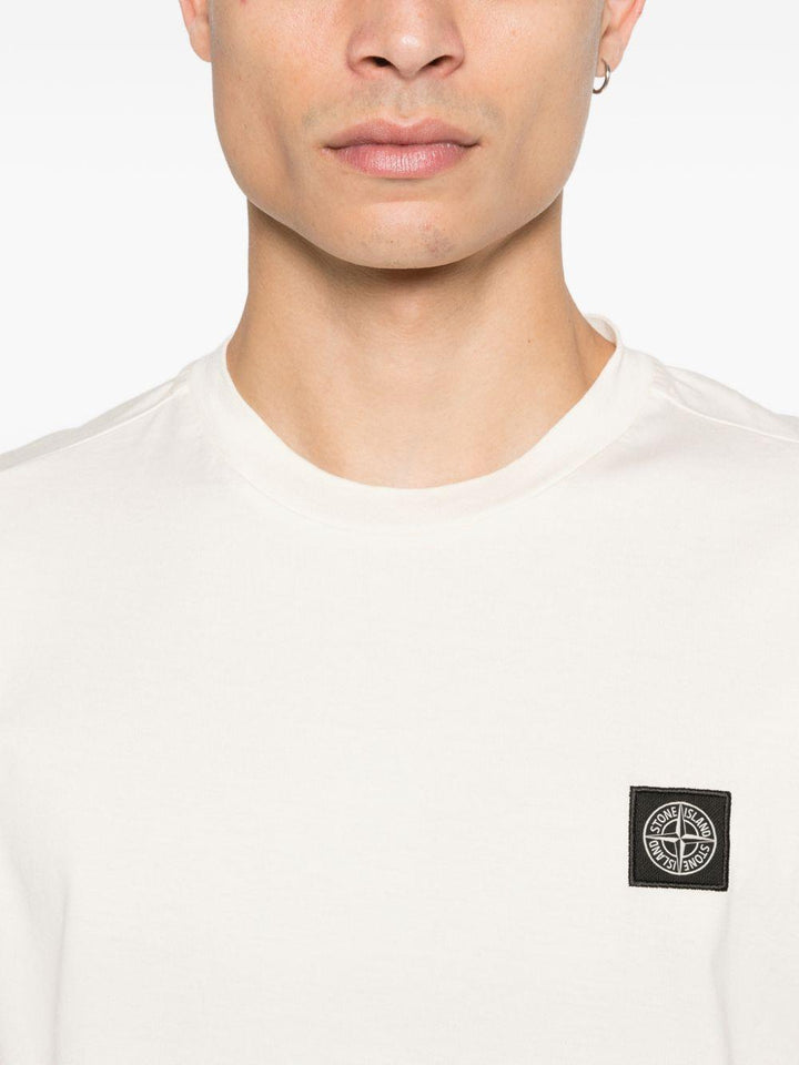 T-shirt avorio con applicazione logo 