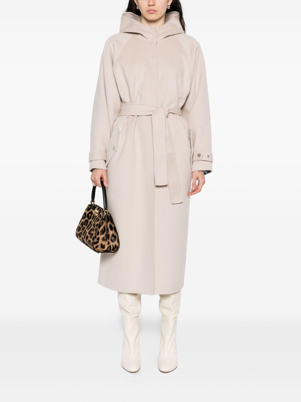 Cappotto con cappuccio 