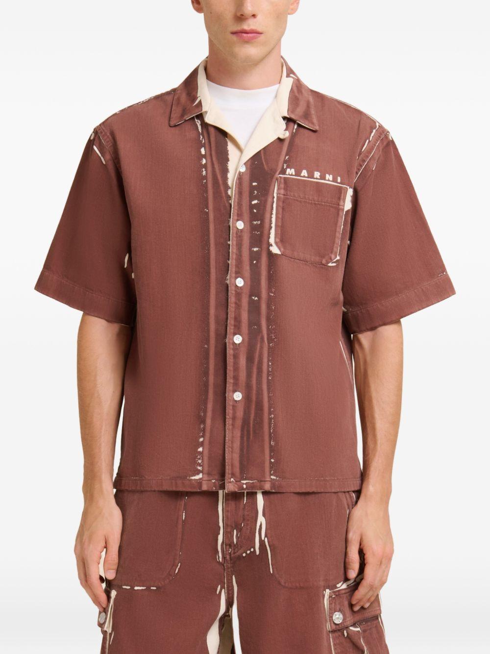 Camicia tobacco con logo ricamato 
