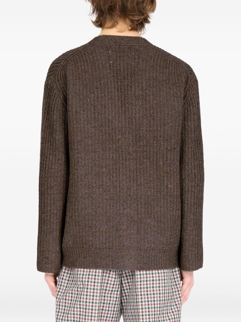 Cardigan marrone scuro in lana a coste 