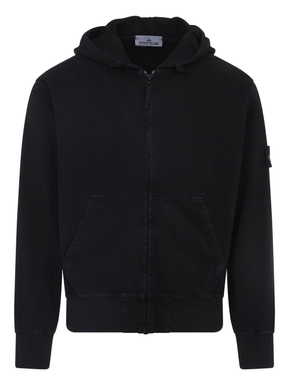 Felpa nera con cappuccio, zip e logo 