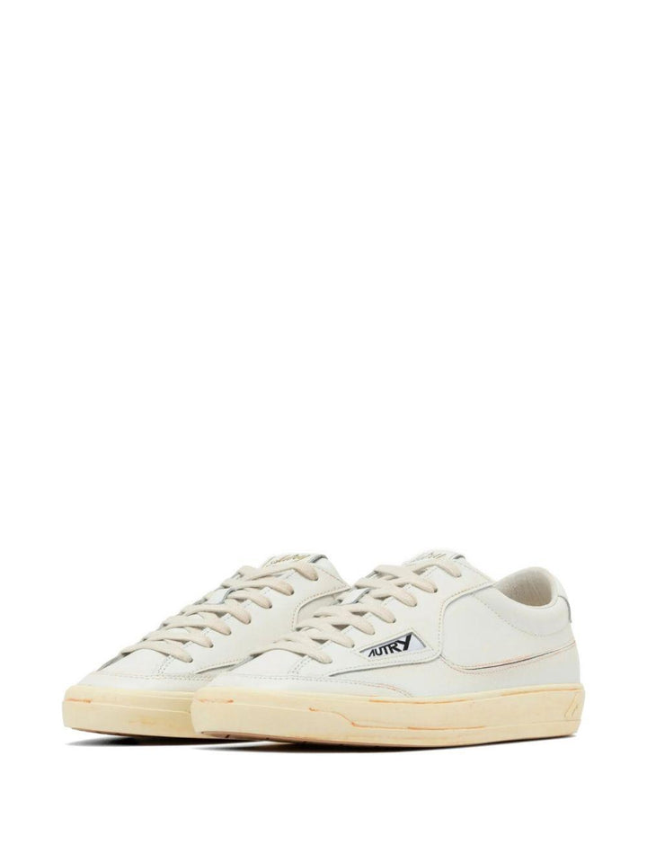 Sneakers bianche in pelle 