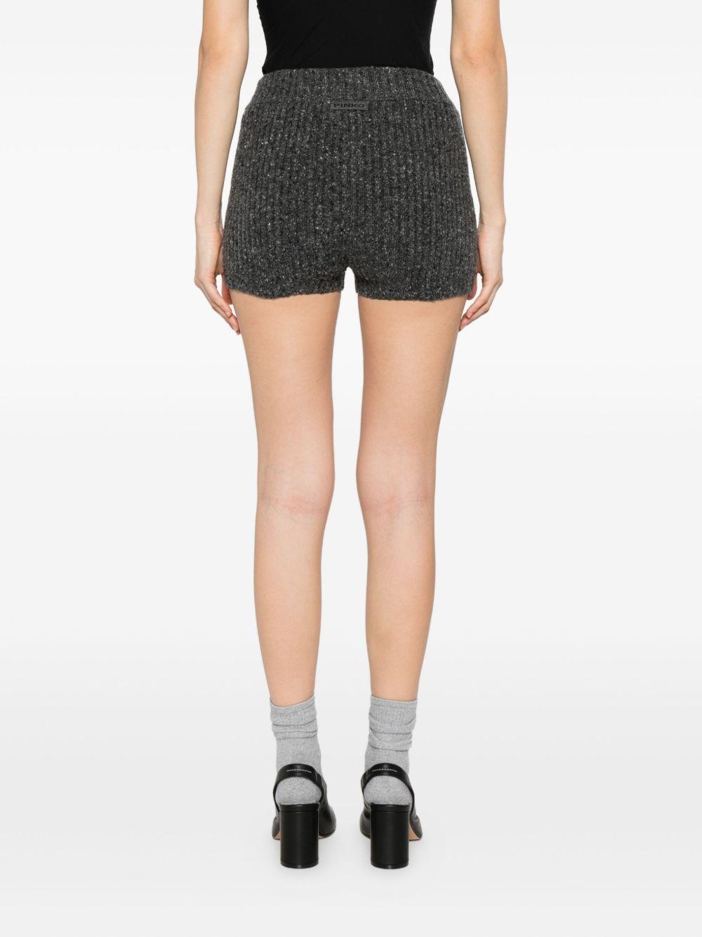 Shorts con decorazione 