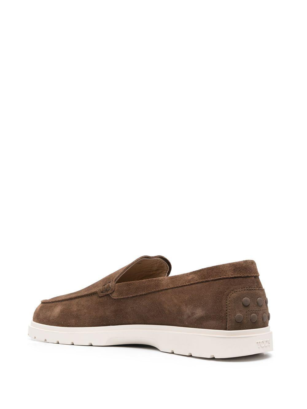 Mocassini marrone cedro in suede con suola chunky 