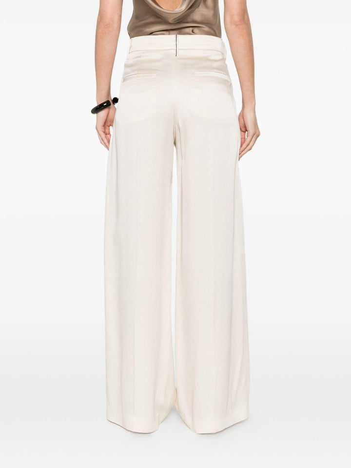 Pantaloni con piega 