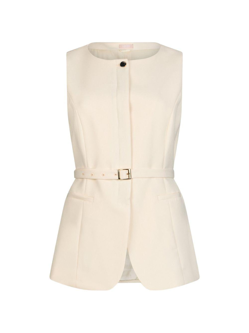 Gilet con cintura 