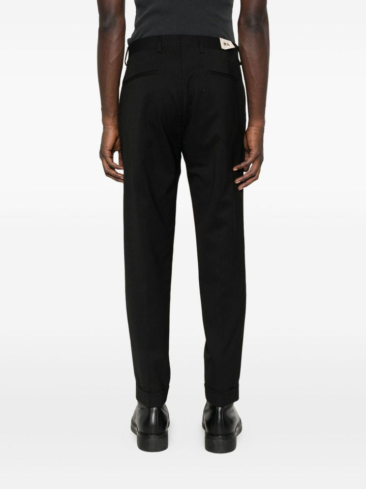 Pantaloni neri Tiberio con pieghe 