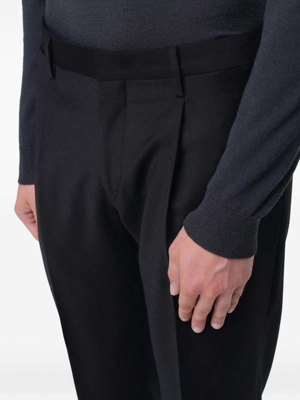 Pantaloni neri plissé 